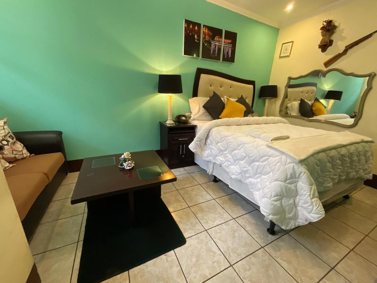 Hotel Vintage "Casa Las Flores" Quetzaltenango Ngoại thất bức ảnh