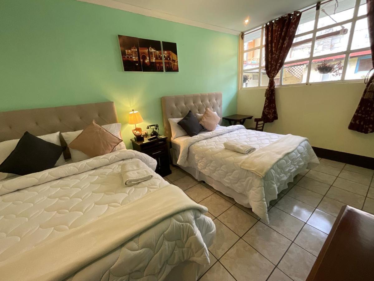 Hotel Vintage "Casa Las Flores" Quetzaltenango Ngoại thất bức ảnh
